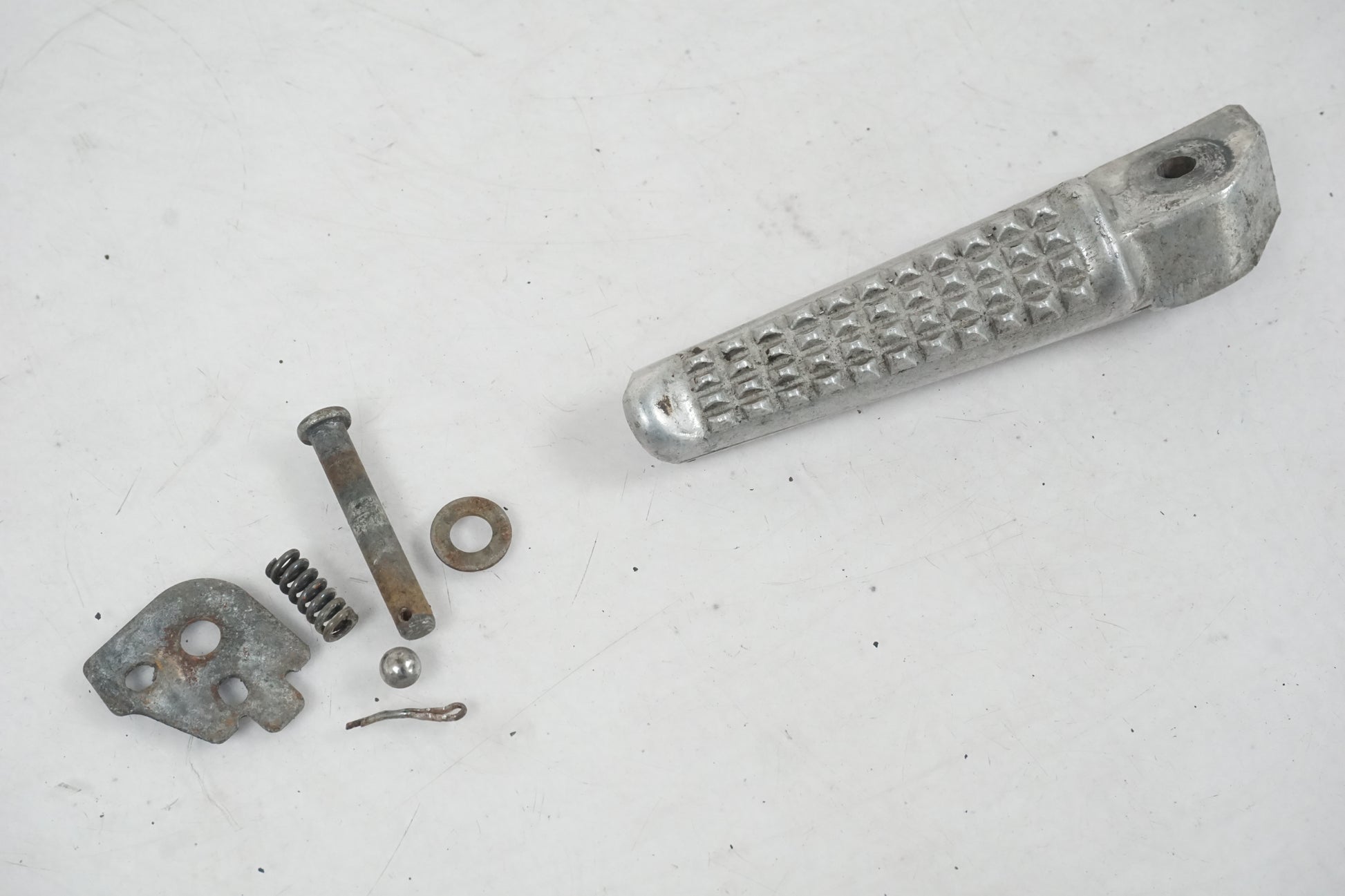 Framsidan på Fotpinne från en Honda CBR 900 RR -1995 motorcykel.