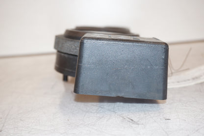 Snett nerifrån på Instrumentfront från en Honda XRV 750 -1999 motorcykel.