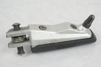 Höger sida på Fotpinne från en BMW R 1200 R -2007 motorcykel.