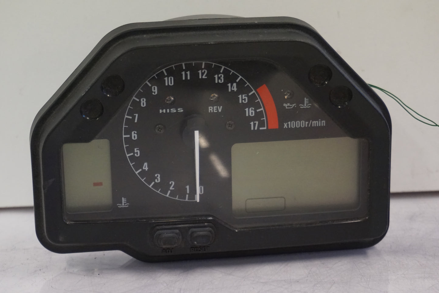 Framsidan på Instrumentpanel från en Honda CBR 600 RR -2003 motorcykel.