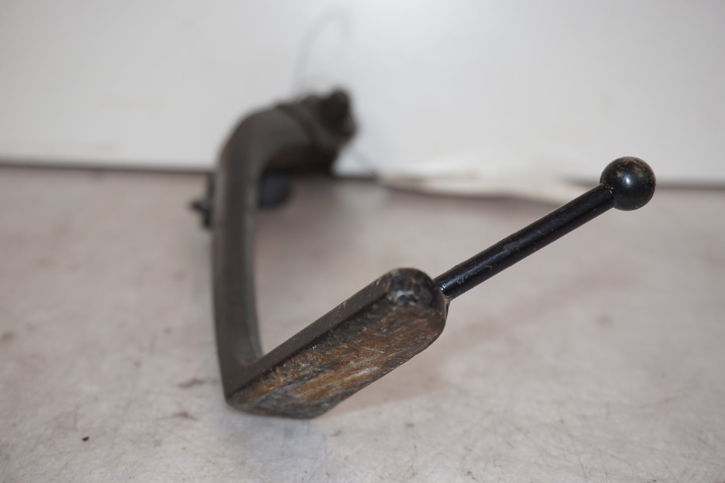 Baksidan på Sidostöd från en Honda CTX 1300 -2014 motorcykel.