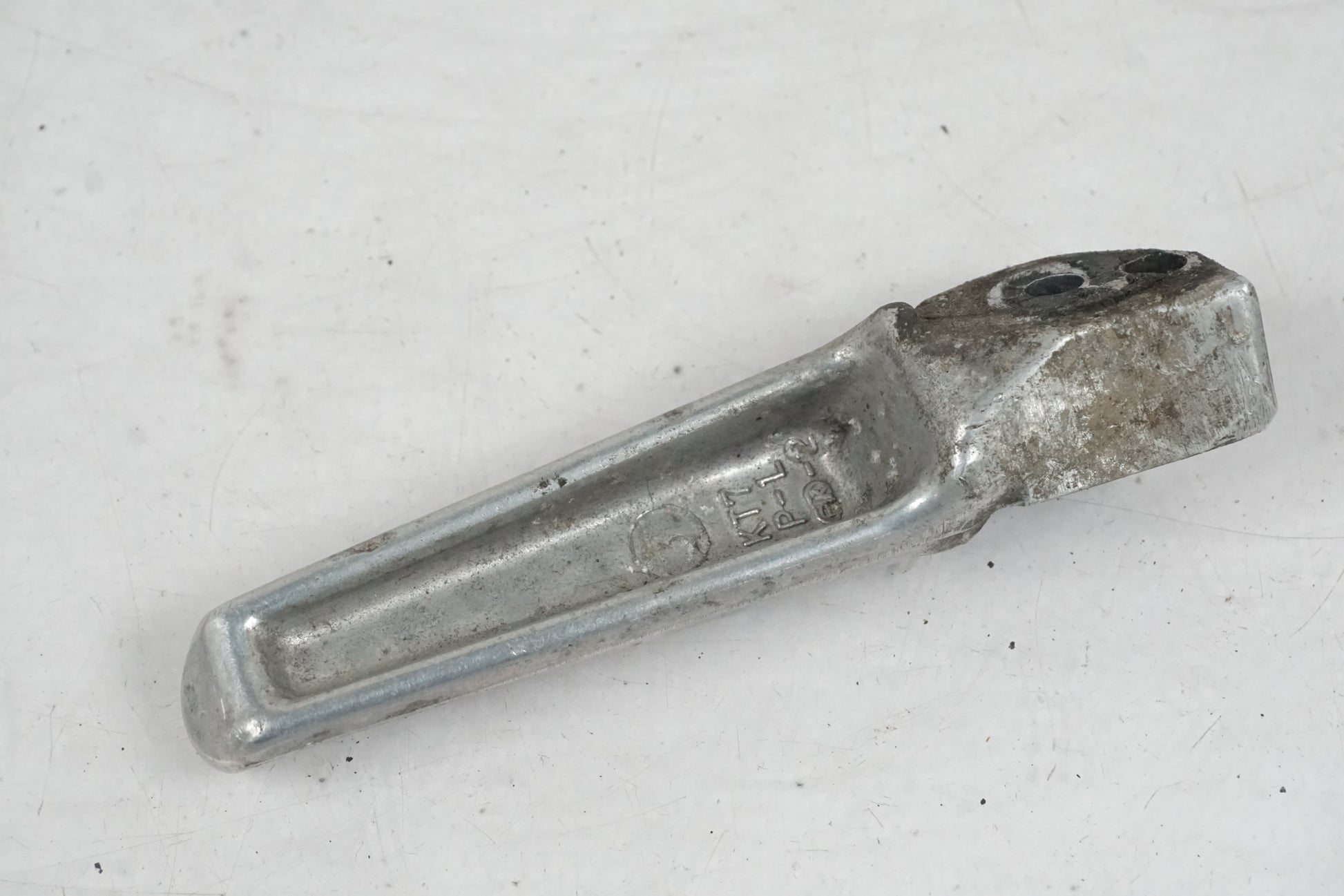 Höger sida på Fotpinne från en Honda CBR 900 RR -1997 motorcykel.