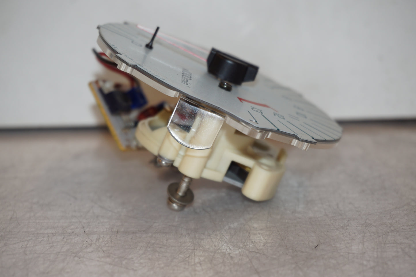 Höger sida på Varvräknare från en Honda VFR 750 -1995 motorcykel.