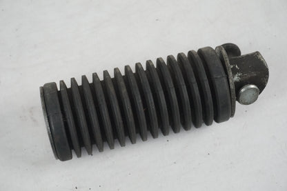 Framsidan på Fotpinne från en Honda XL 600 V -1995 motorcykel.