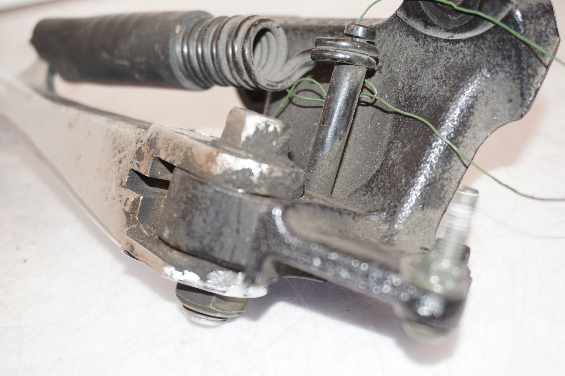 Extrabild1 på Sidostöd från en Yamaha XV 1900 -2007 motorcykel.