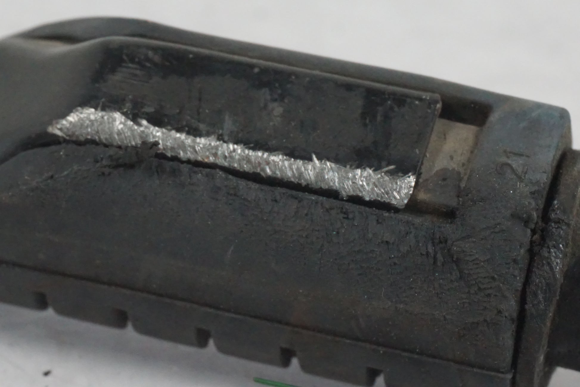 Höger sida på Fotpinne från en Honda CBR 125 R -2005 motorcykel.