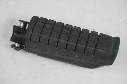 Framsidan på Fotpinne från en Honda CBF 125 -2010 motorcykel.