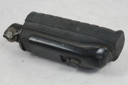 Baksidan på Fotpinne från en Honda CBF 125 -2010 motorcykel.