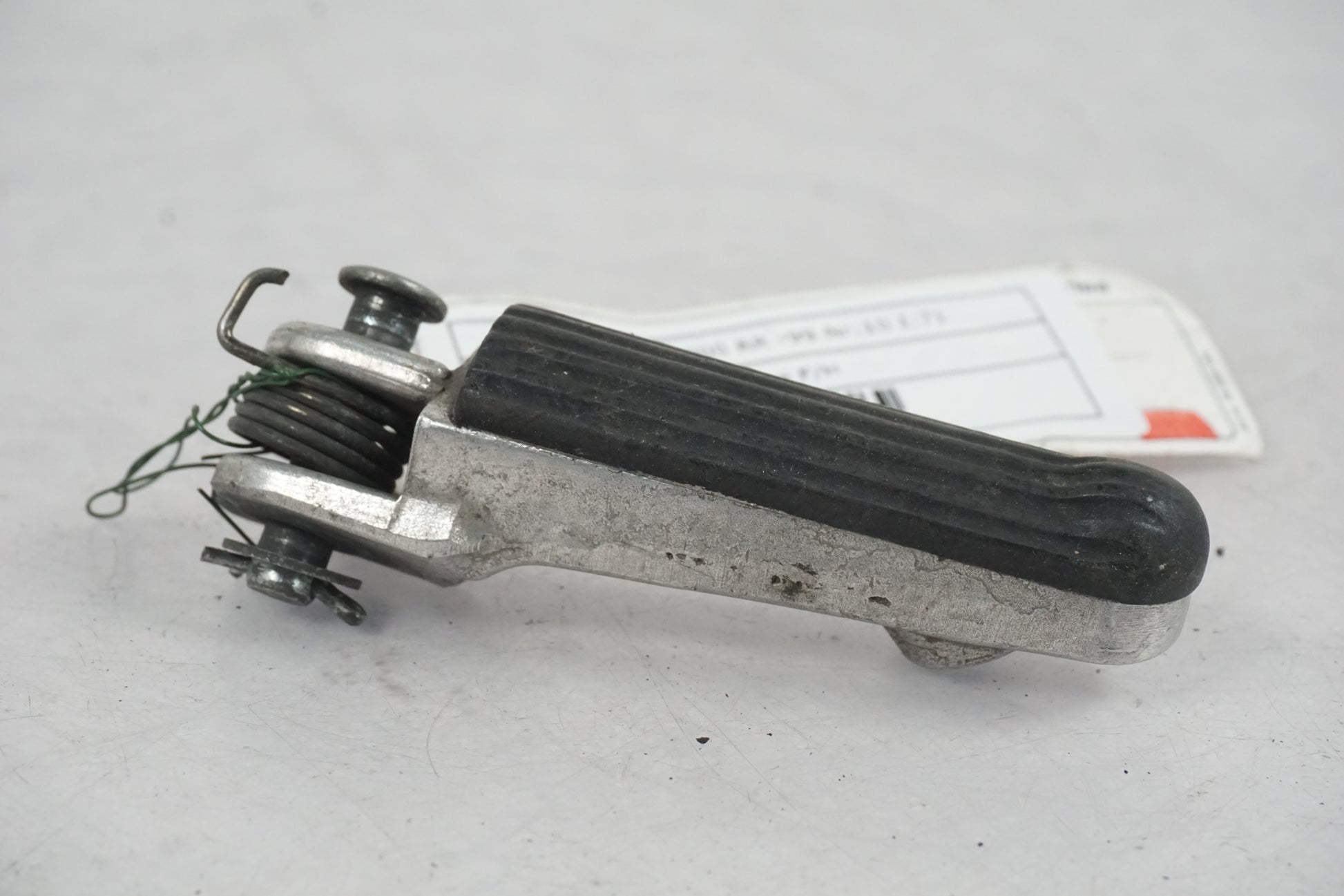 Baksidan på Fotpinne från en Honda CBR 900 RR -1999 motorcykel.