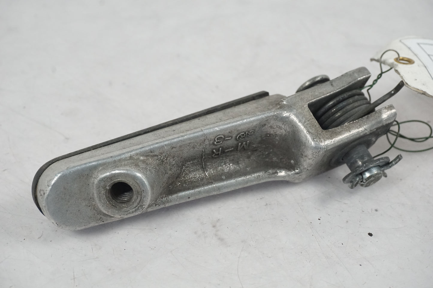 Höger sida på Fotpinne från en Honda CBR 900 RR -1999 motorcykel.