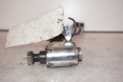 Vänster sida på Sidostöd från en Suzuki LS 650 -1993 motorcykel.