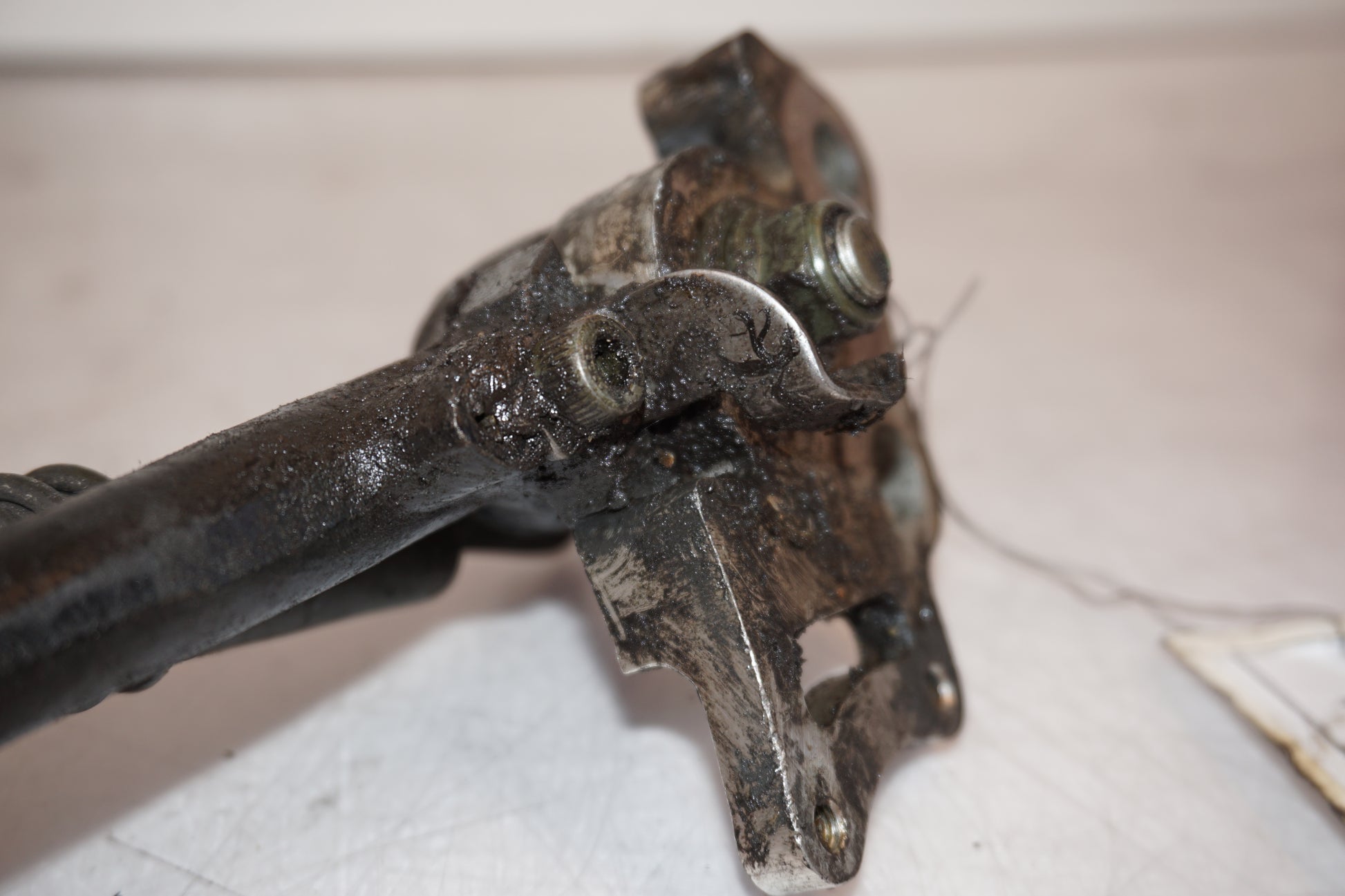 Extrabild1 på Sidostöd från en Yamaha YZF 1000 R1 -1999 motorcykel.