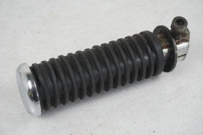 Baksidan på Fotpinne från en Honda VT 600 C -1994 motorcykel.