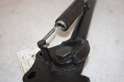 Snett uppifrån på Sidostöd från en Yamaha FZ-1 N -2009 motorcykel.