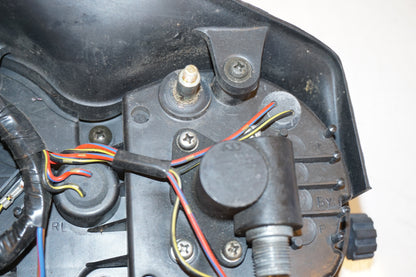 Extrabild3 på Instrumentpanel från en Kawasaki ZX-7R -1997 motorcykel.