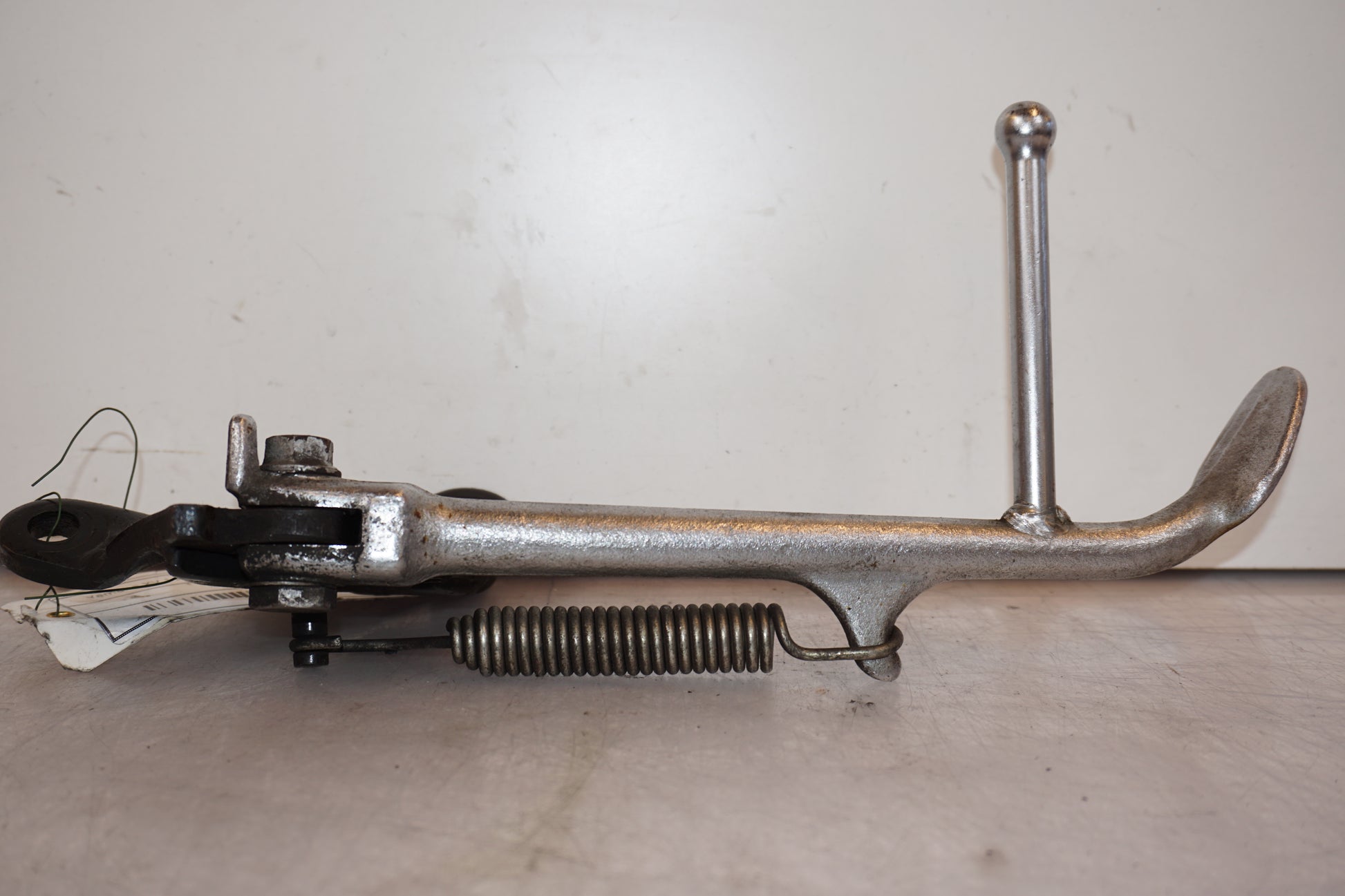 Höger sida på Sidostöd från en Yamaha XV 1100 -1998 motorcykel.