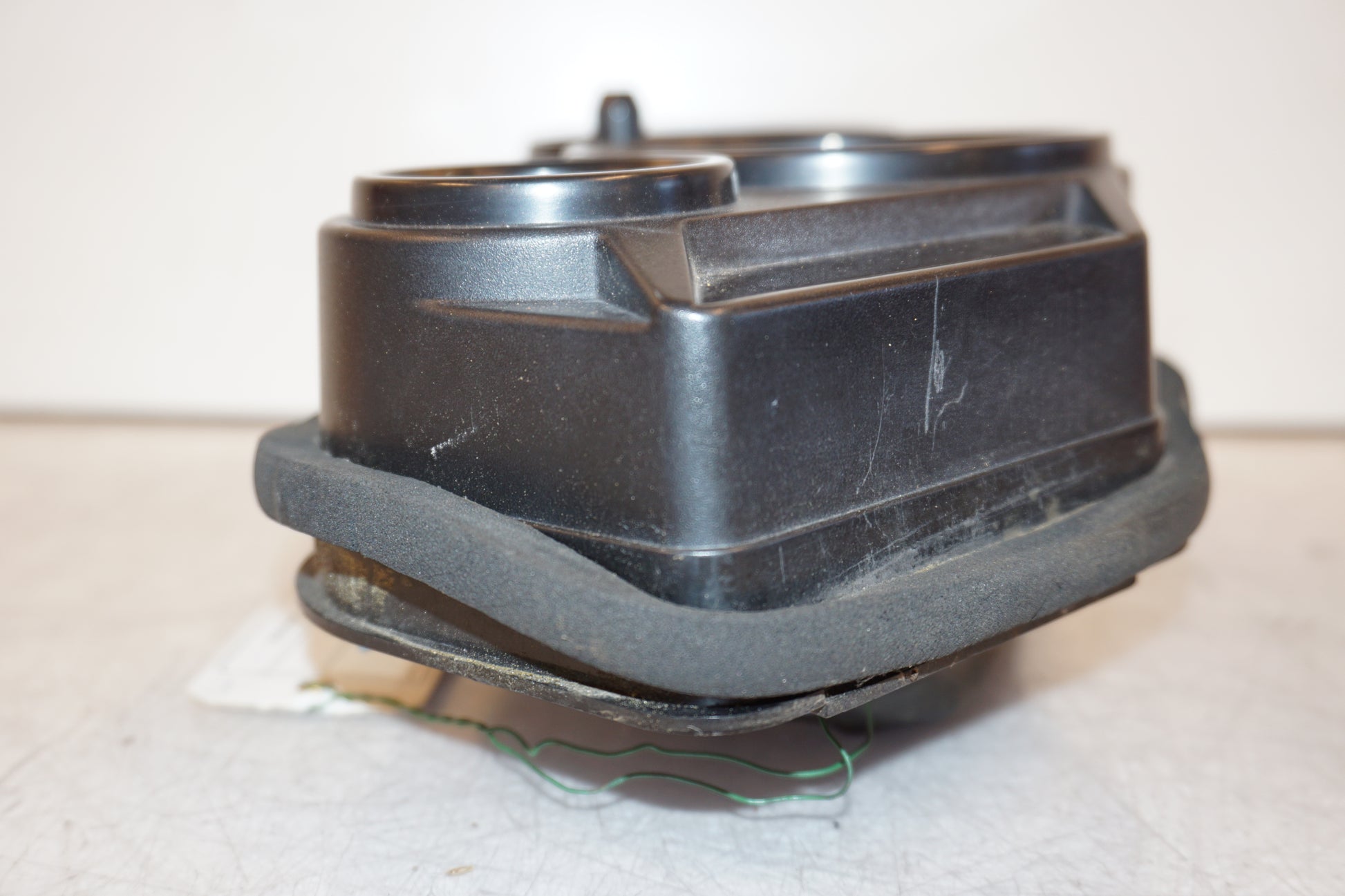 Snett uppifrån på Instrumentpanel från en Kawasaki ZZR 1100 -1991 motorcykel.