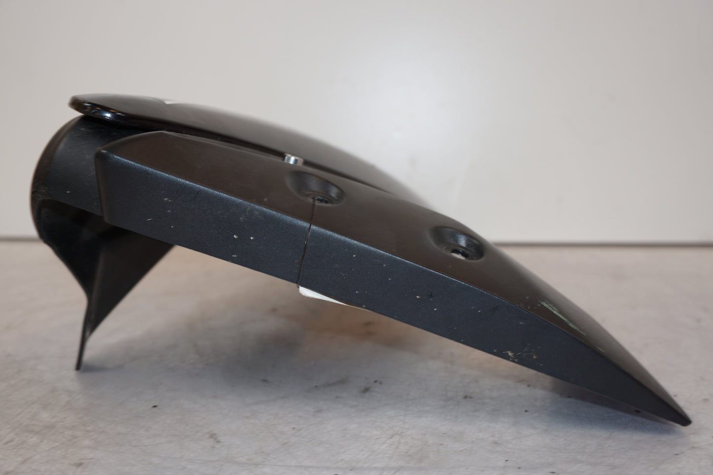 Höger sida på Kylarvinge från en Triumph Speed Triple -2011 motorcykel.