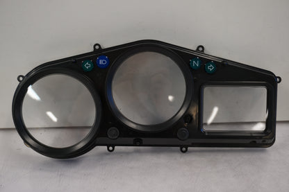 Framsidan på Instrumentfront från en Kawasaki ZX-12R -2003 motorcykel.