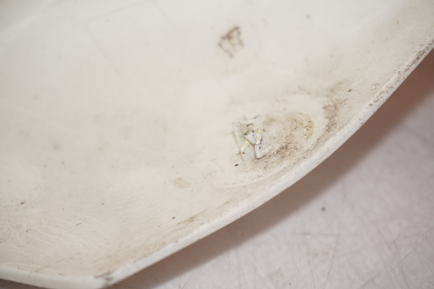 Snett uppifrån på Bakvinge från en Triumph Street Triple -2009 motorcykel.