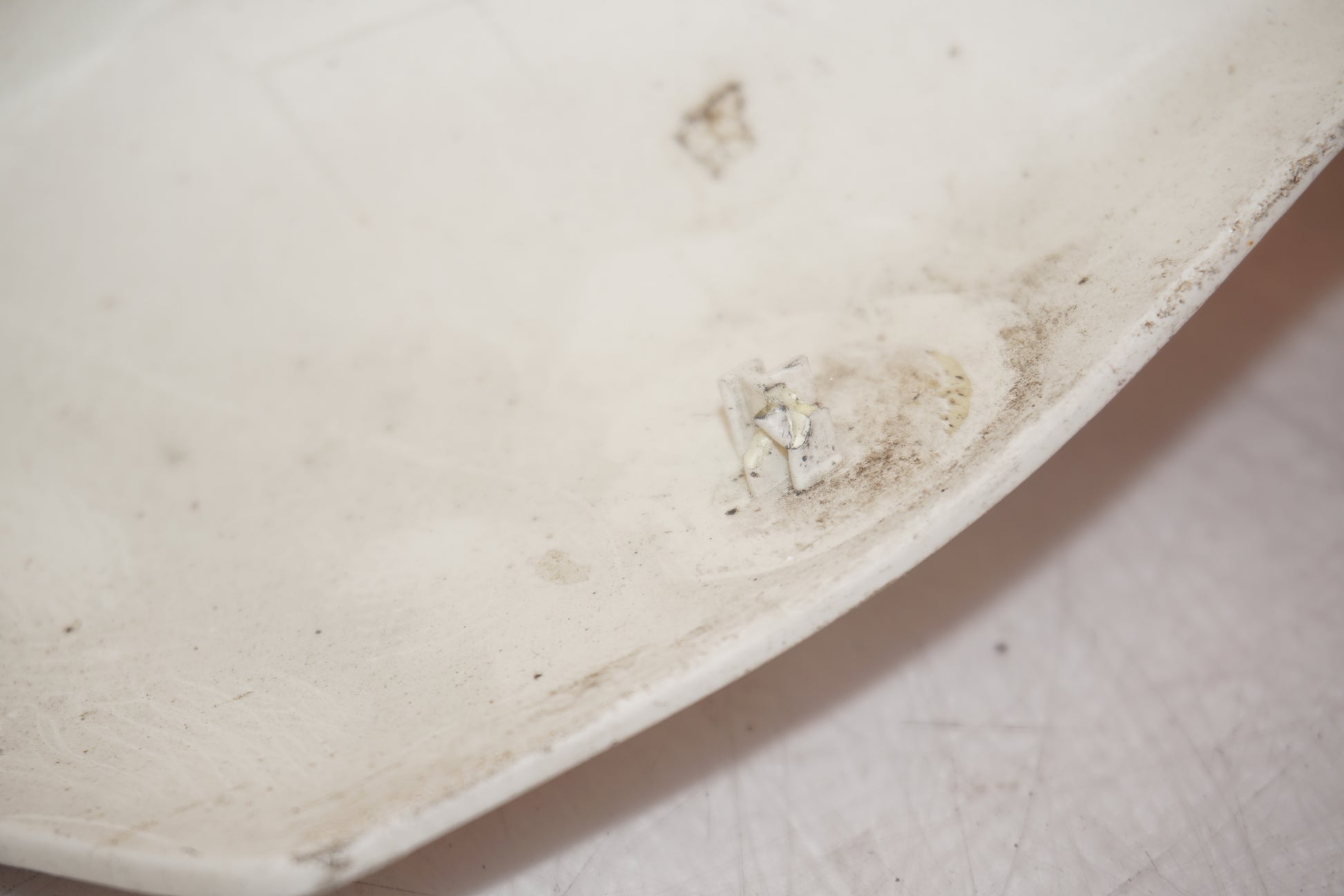 Snett uppifrån på Bakvinge från en Triumph Street Triple -2009 motorcykel.