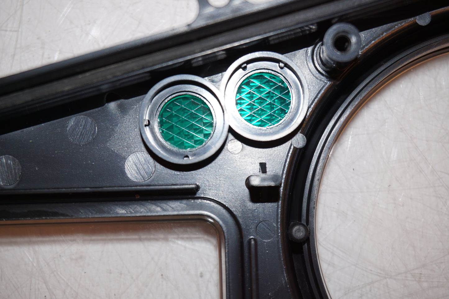 Extrabild2 på Instrumentfront från en Kawasaki ZX-12R -2003 motorcykel.