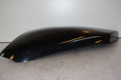 Vänster sida på Sidopanel från en Triumph Rocket III -2011 motorcykel.