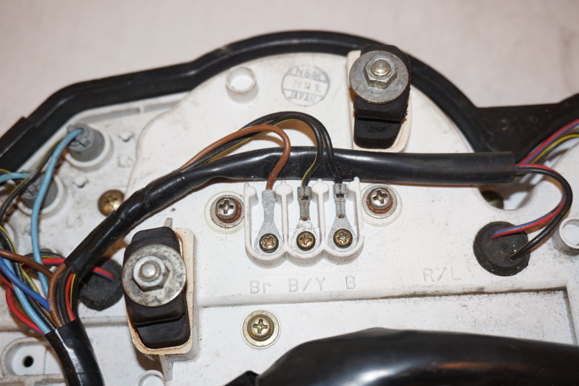 Extrabild2 på Instrumentpanel från en Kawasaki ZZR 1100 -1992 motorcykel.