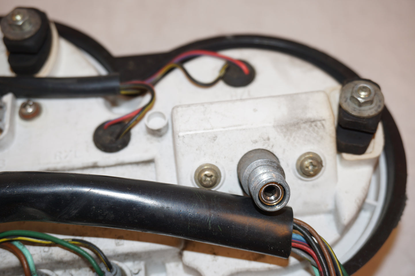 Extrabild3 på Instrumentpanel från en Kawasaki ZZR 1100 -1992 motorcykel.