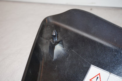 Extrabild1 på Sidopanel från en Triumph Rocket III -2011 motorcykel.