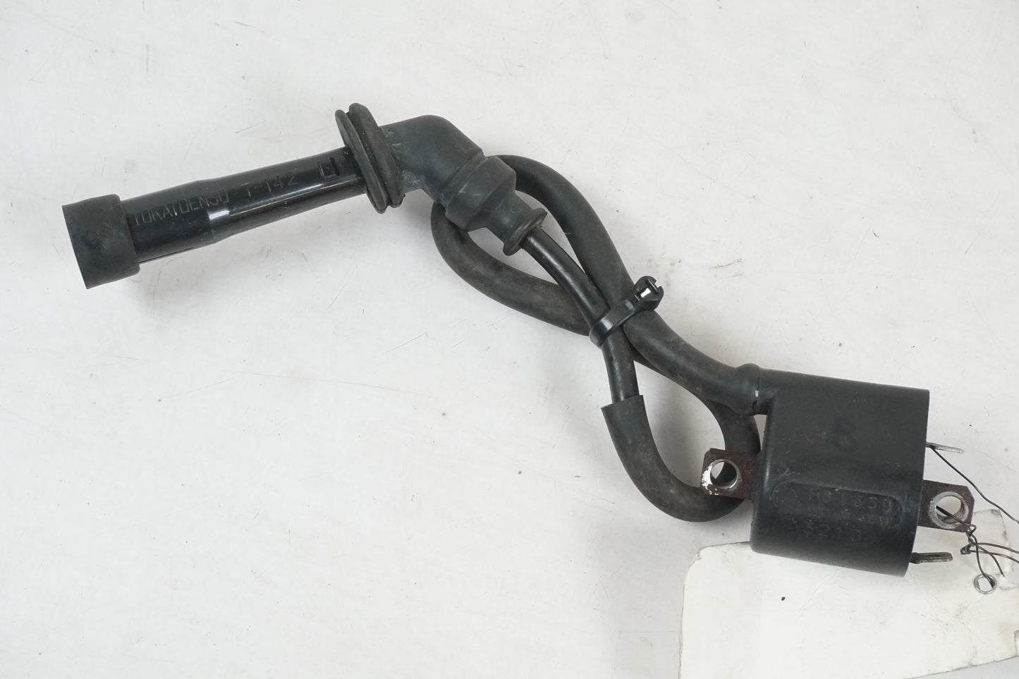 Framsidan på Tändspole från en Suzuki SV 650 -2003 motorcykel.