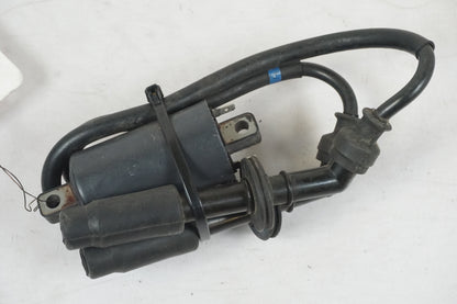 Baksidan på Tändspole från en Suzuki GSX-R 750 -1995 motorcykel.