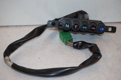 Framsidan på Varningslampinsats från en Honda VT 1100 C -1999 motorcykel.