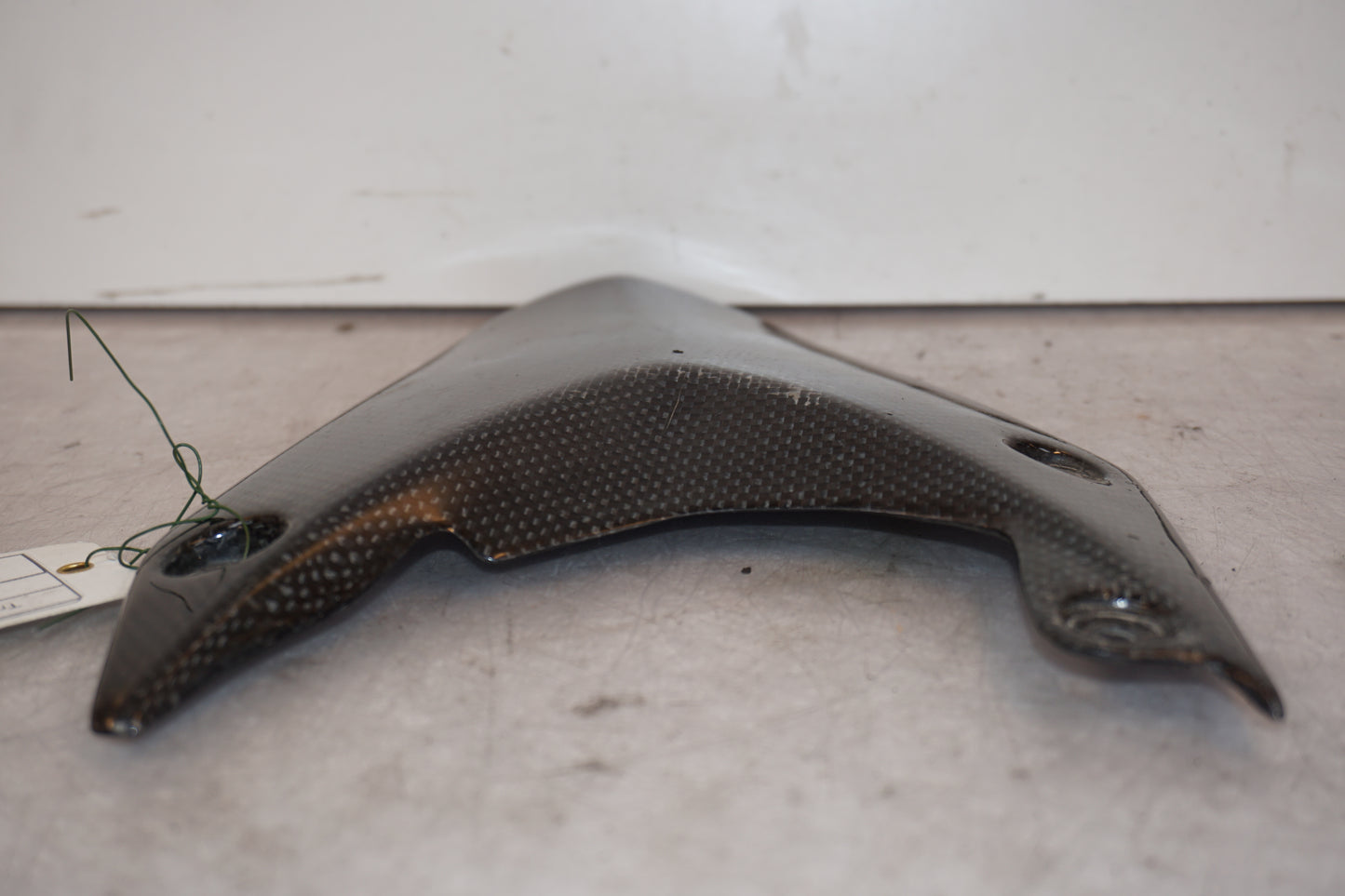 Vänster sida på Svingskärm från en Triumph Daytona 675 -2010 motorcykel.