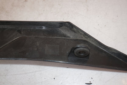 Extrabild2 på Sidopanel från en Triumph Tiger -2012 motorcykel.