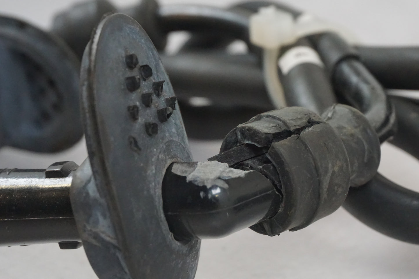 Extrabild1 på Tändspole från en Suzuki GSX 1400 -2002 motorcykel.