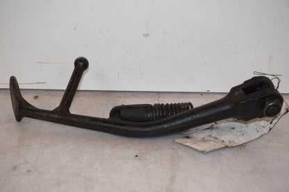 Baksidan på Sidostöd från en Yamaha YZF 600 R -1997 motorcykel.