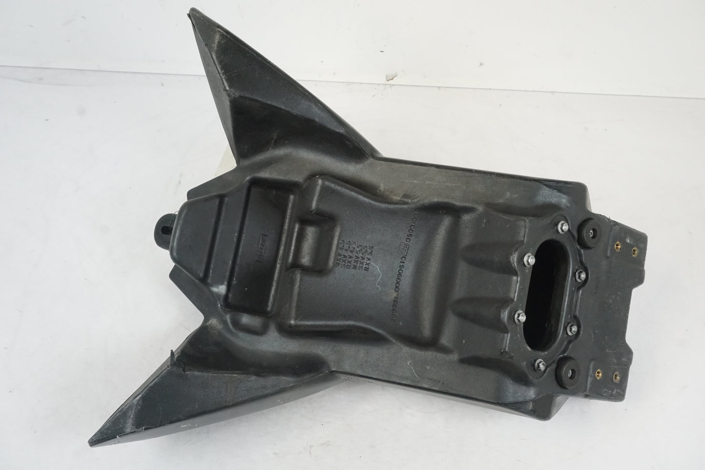 Extrabild3 på Bensintank från en Aprilia SXV 550 -2008 motorcykel.