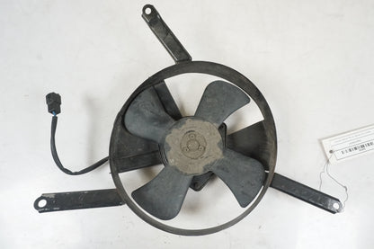 Framsidan på Vattenkylfläkt från en Suzuki GSX-R 750 -1995 motorcykel.