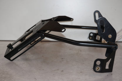 Snett uppifrån på Rutfäste från en BMW F 650 GS -2010 motorcykel.