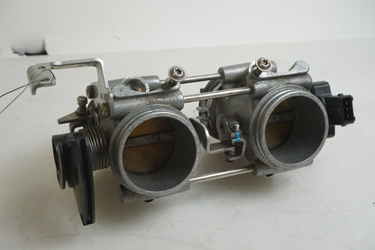 Framsidan på Spjällhus från en BMW F 800 S -2009 motorcykel.