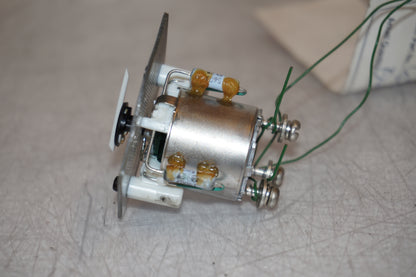 Vänster sida på Bensinmätare från en Suzuki GSX 750 -1998 motorcykel.