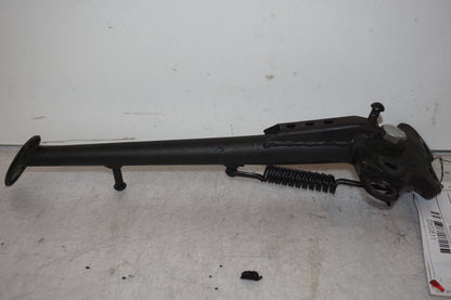 Framsidan på Sidostöd från en Kawasaki Z 1000 -2011 motorcykel.