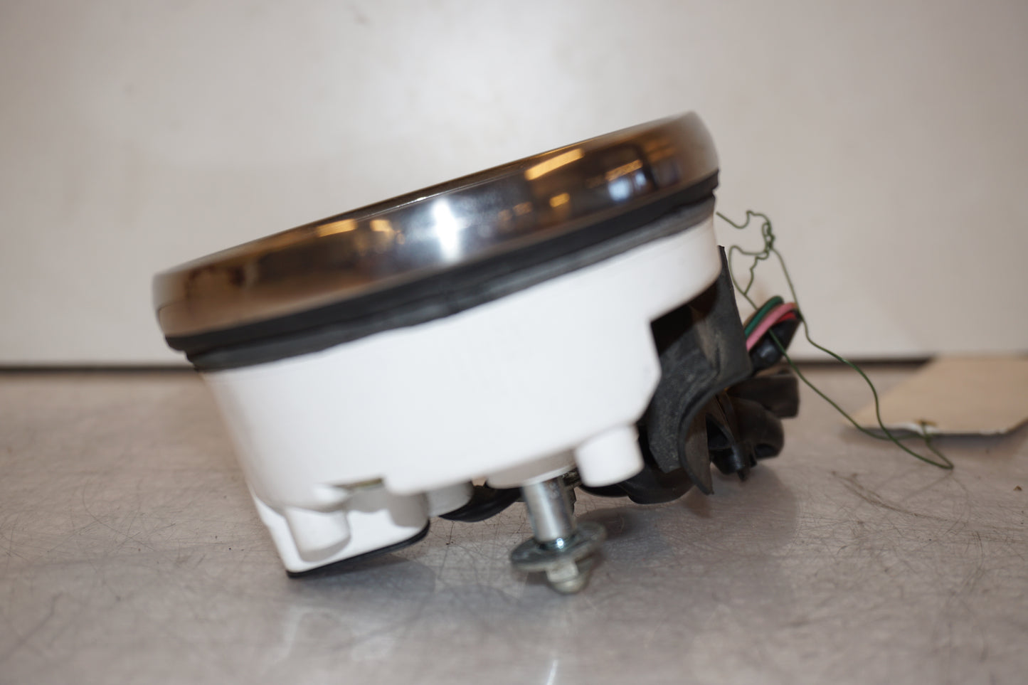 Snett uppifrån på Hastighetsmätare från en Honda VTX 1800 -2002 motorcykel.