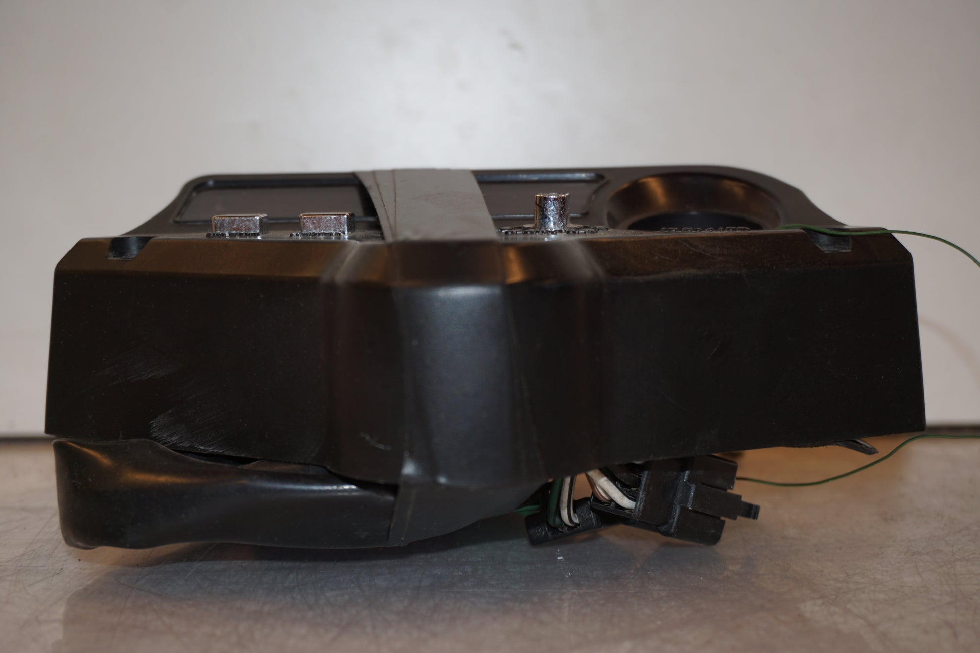 Baksidan på Kontrollpanel från en Honda VF 750 S -1982 motorcykel.