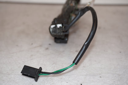 Snett nerifrån på Sidostöd från en Kawasaki ZXR 400 -1992 motorcykel.