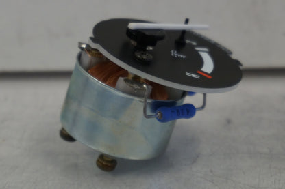 Snett uppifrån på Temperaturmätare från en Honda CBR 900 RR -1996 motorcykel.