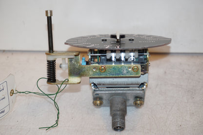 Baksidan på Instrumentpanel från en Honda CBR 1000 F -1990 motorcykel.