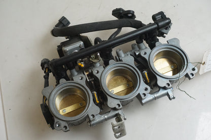 Framsidan på Insprutbrygga från en Triumph Street Triple -2011 motorcykel.