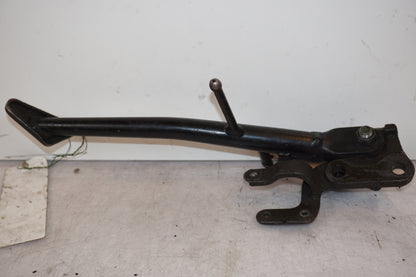 Höger sida på Sidostöd från en Suzuki GSX-R 750 -2002 motorcykel.